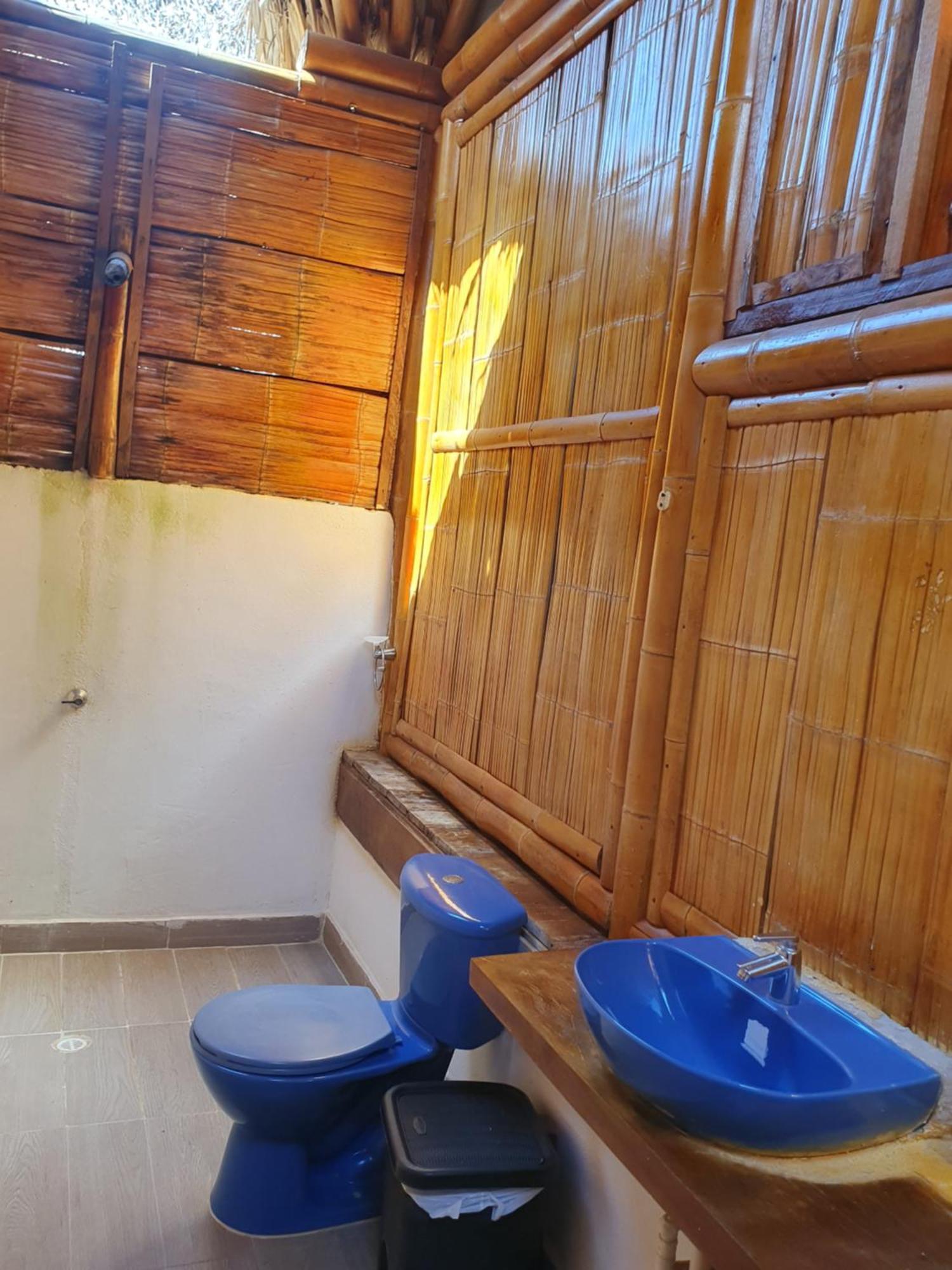 פאלומינו Hostal La Finquita מראה חיצוני תמונה
